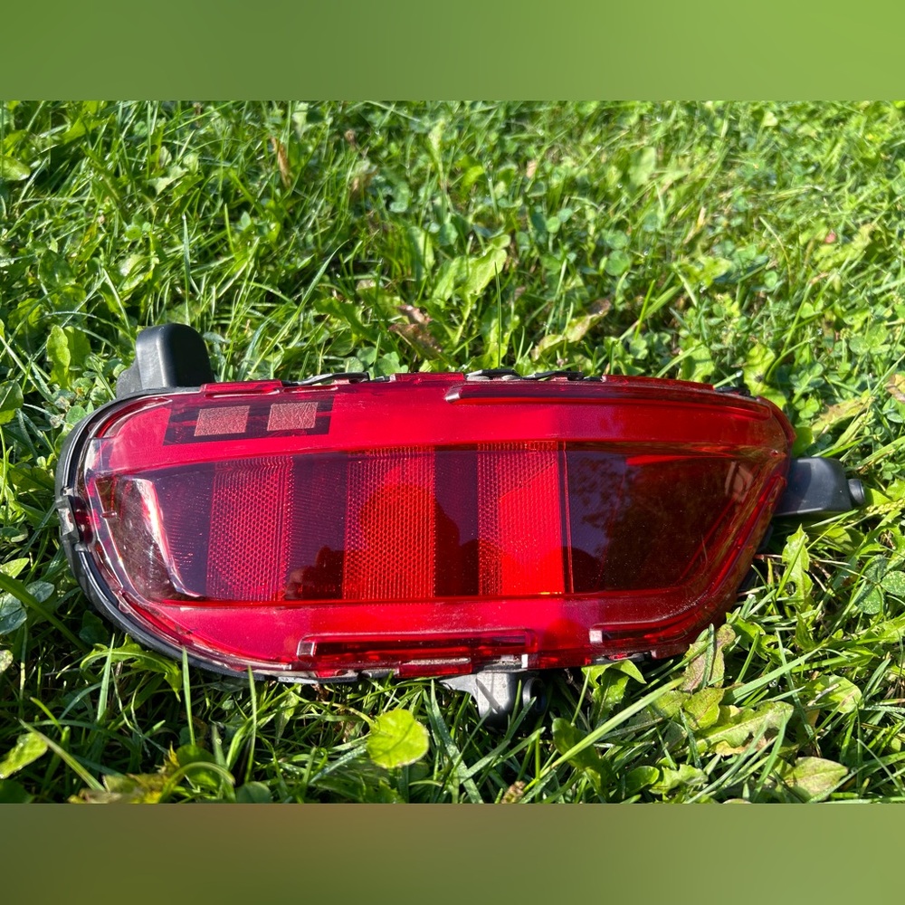 OEM 2017-2021 Mazda CX-5 Rear Left/Driver Bumper Reflector Assembly KB8A-515M0